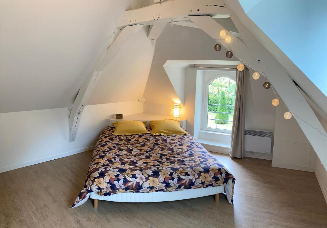 Les Bosquets Villa Saint-Ouen-Des-Toits Luaran gambar